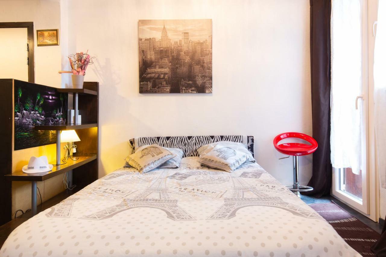 Le Stud Apartment *